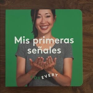 Lovevery Bilingual Baby Book